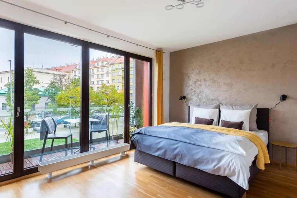 Apartment W/ Free Garage Parking Praga Exterior foto
